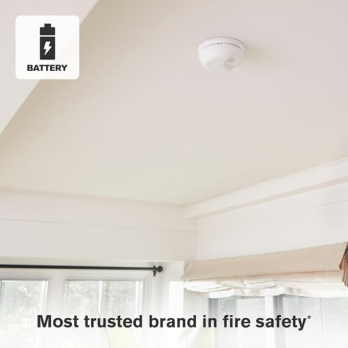 First Alert SMICO110, 10-Year Battery Combination Smoke & Carbon Monoxide Alarm - Image 4