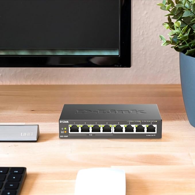 D-Link 8-Port Gigabit Unmanaged PoE+ Ethernet Switch, - Image 4