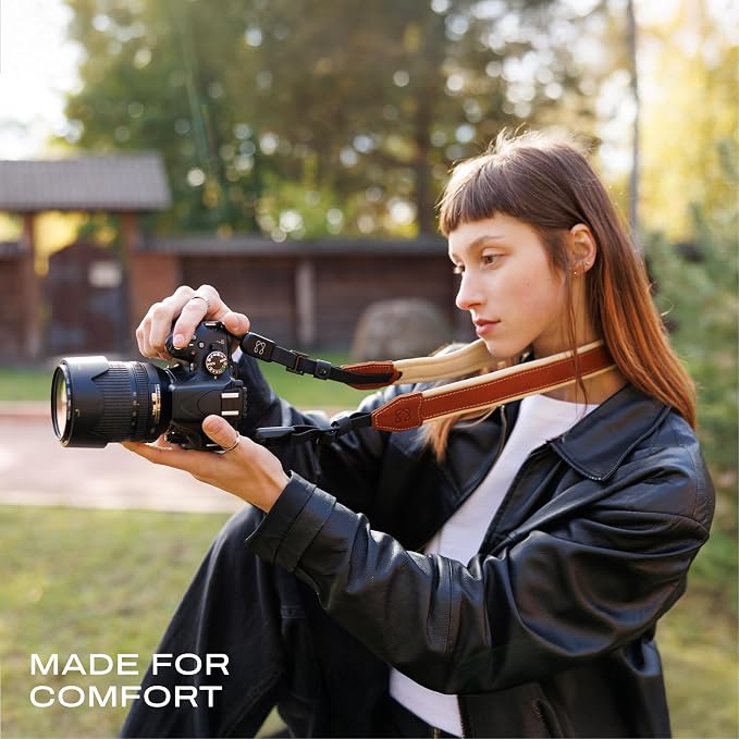 C Coiro Classic Leather Camera Strap - Image 6