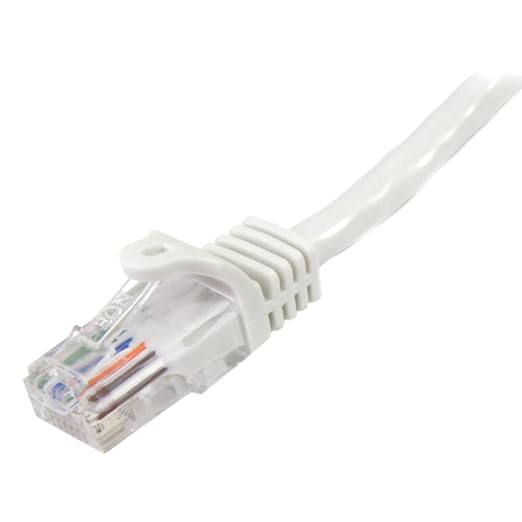 StarTech.com Cat5e Ethernet Cable - 5 ft White Patch Cable - Snagless Short - Image 2