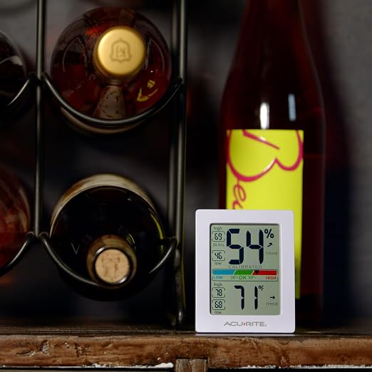 AcuRite Humidity Meter Hygrometer and Indoor Digital Thermometer - Image 6