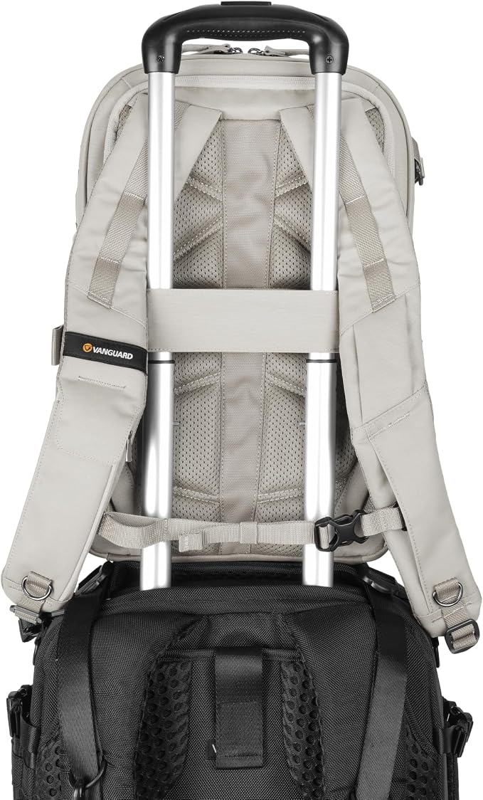 VANGUARD VEO Metro B25L Camera & Everyday Backpack – Fits 70–200mm Attached - Image 9
