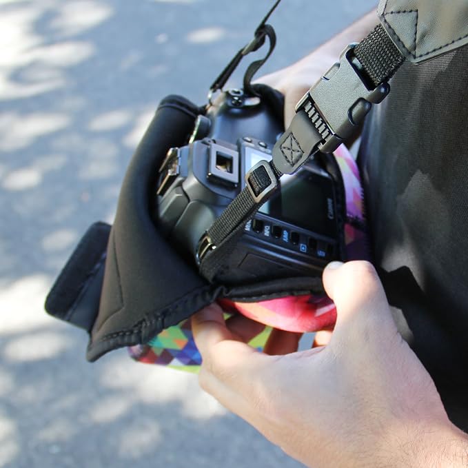 USA Gear Camera Sleeve for Compact SLRs Compatible - Image 6