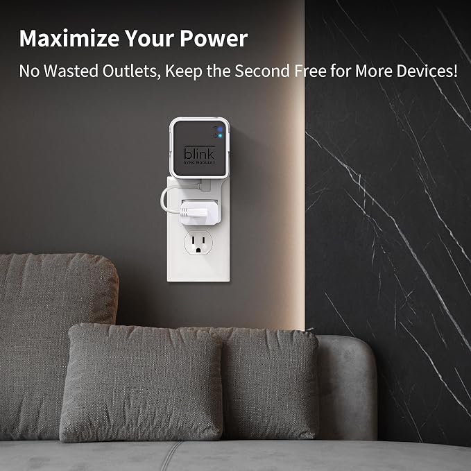 256GB USB Flash Drive & Outlet Wall Mount - Image 4