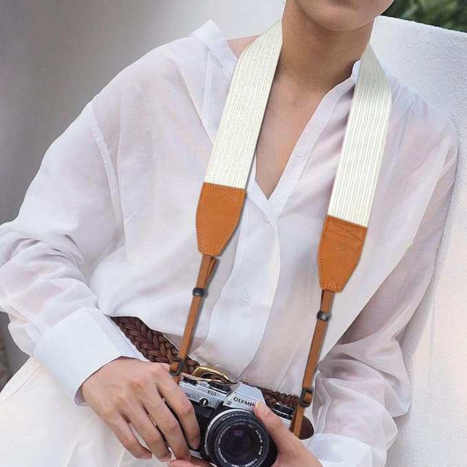 Padwa Lifestyle Corduroy Camera Strap - Image 2